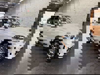 New 2025 BMW X5 xDrive50e
