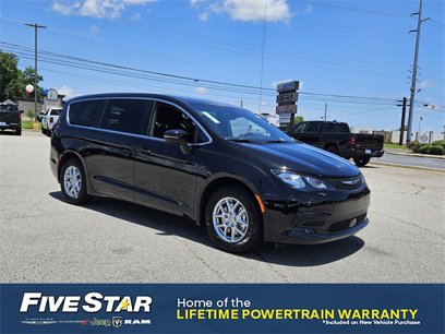New 2025 Chrysler Voyager LX