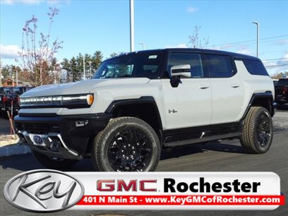 New 2025 GMC Hummer EV 2X w/ LPO, Cargo Utility Package