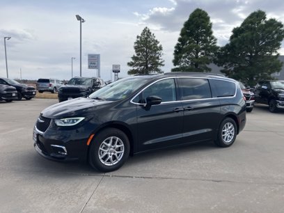 Used 2022 Chrysler Pacifica Touring-L