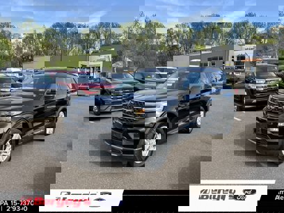 Certified 2022 Ford Explorer XLT w/ Equipment Group 202A