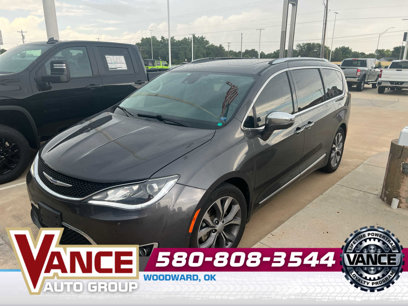 Used 2018 Chrysler Pacifica Limited w/ Tire & Wheel Group