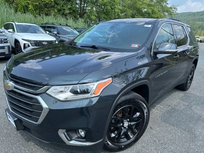 Used 2021 Chevrolet Traverse LT
