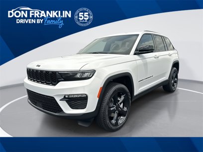 New 2025 Jeep Grand Cherokee Limited w/ Black Appearance Package