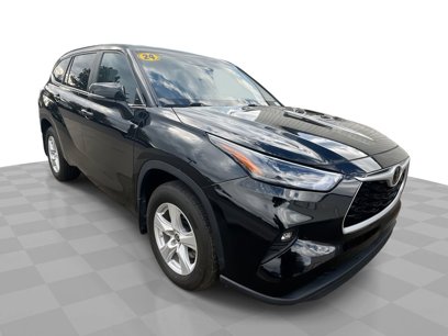 Used 2024 Toyota Highlander LE