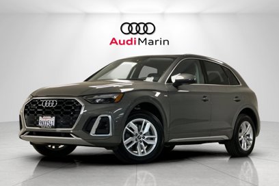 Used 2024 Audi Q5 2.0T Premium w/ Convenience Package