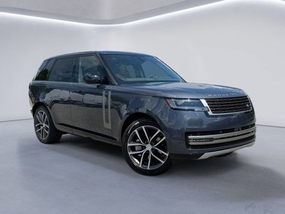 New 2025 Land Rover Range Rover SE