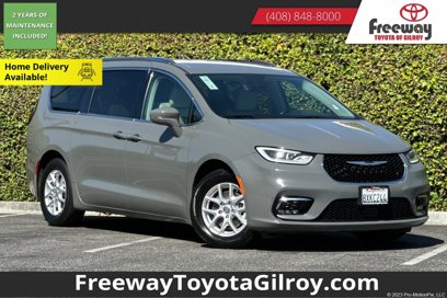 Used 2021 Chrysler Pacifica Touring-L