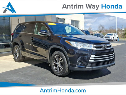 Used 2017 Toyota Highlander LE