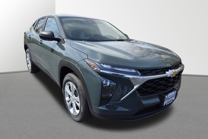 New 2025 Chevrolet Trax LS