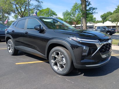New 2025 Chevrolet Trax LT