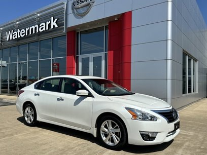 Used 2013 Nissan Altima 2.5 SL w/ Technology Pkg