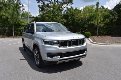 Used 2024 Jeep Wagoneer L Series II w/ Premium Group I