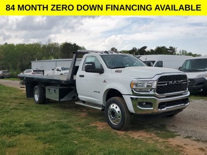 New 2024 RAM 5500 SLT w/ Quick Order Package 2YG SLT