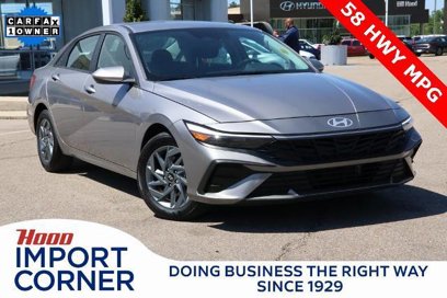 Used 2024 Hyundai Elantra Blue