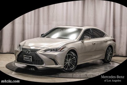 Used 2023 Lexus ES 300h w/ Premium Package