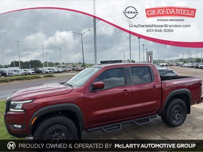 New 2025 Nissan Frontier PRO-4X w/ Pro Convenience Package