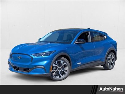 New 2025 Ford Mustang Mach-E Select w/ Comfort Package Lite