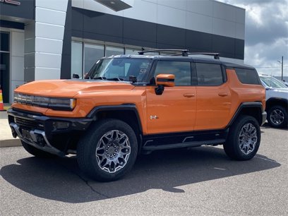 Certified 2024 GMC Hummer EV 3X w/ LPO, Illumination Package