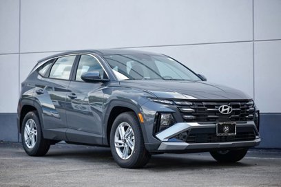 New 2025 Hyundai Tucson SE