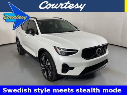 Used 2025 Volvo XC40 B5 Plus