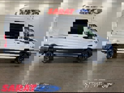 New 2024 Ford Transit 250 148 Medium Roof w/ Exterior Upgrade Package
