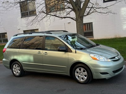 Used 2010 Toyota Sienna LE