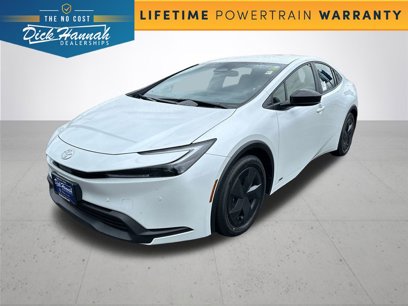 New 2025 Toyota Prius LE