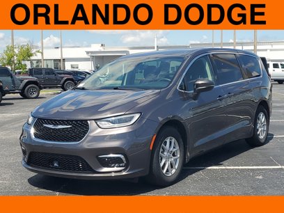 Used 2023 Chrysler Pacifica Touring-L