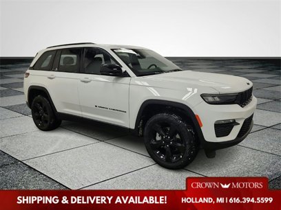 New 2025 Jeep Grand Cherokee Limited w/ Black Appearance Package