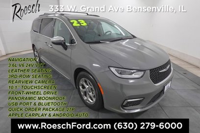 Used 2023 Chrysler Pacifica Limited