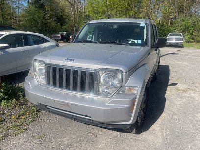 Used 2011 Jeep Liberty Limited w/ Tire & Wheel Group