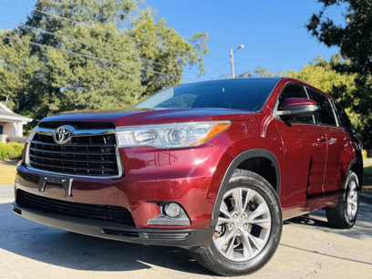 Used 2015 Toyota Highlander Plus