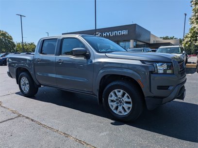Used 2022 Nissan Frontier SV