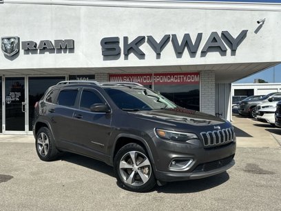 Used 2019 Jeep Cherokee Limited w/ Technology Group