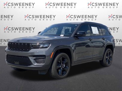 Used 2025 Jeep Grand Cherokee Altitude