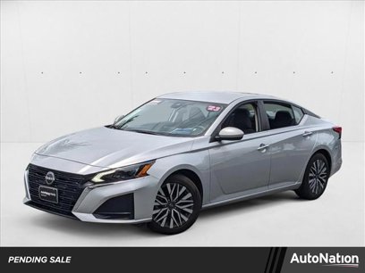 Used 2023 Nissan Altima 2.5 SV