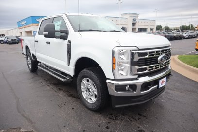 New 2025 Ford F250 XLT w/ FX4 Off-Road Package
