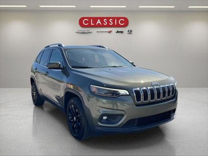 Used 2019 Jeep Cherokee Latitude Plus w/ Cold Weather Group