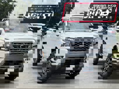 New 2025 Nissan Frontier SV