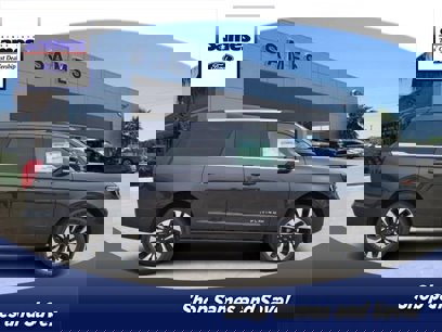 New 2025 Ford Expedition Platinum w/ Driver's Package