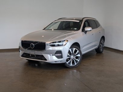 Used 2022 Volvo XC60 B5 Momentum w/ Climate Package