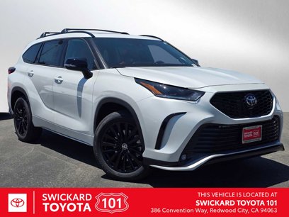 New 2025 Toyota Highlander XSE