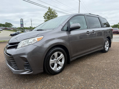 Used 2019 Toyota Sienna LE