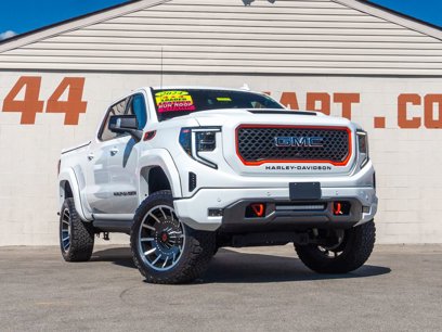 Used 2024 GMC Sierra 1500 AT4 w/ Technology Package