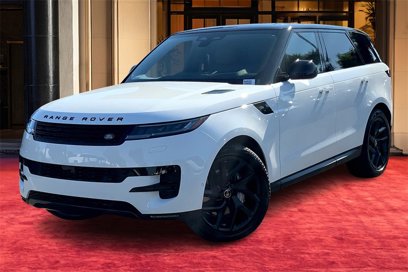 New 2025 Land Rover Range Rover Sport SE