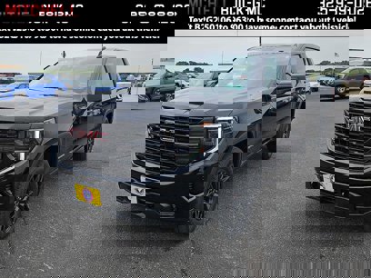 New 2025 GMC Sierra 1500 Pro w/ Graphite Edition