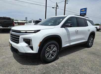 New 2025 Chevrolet Traverse LT w/ Driver Confidence Package