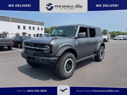 New 2024 Ford Bronco Outer Banks w/ Sasquatch Package