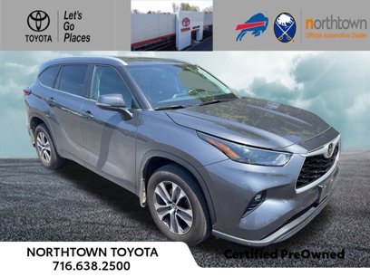 Used 2023 Toyota Highlander XLE